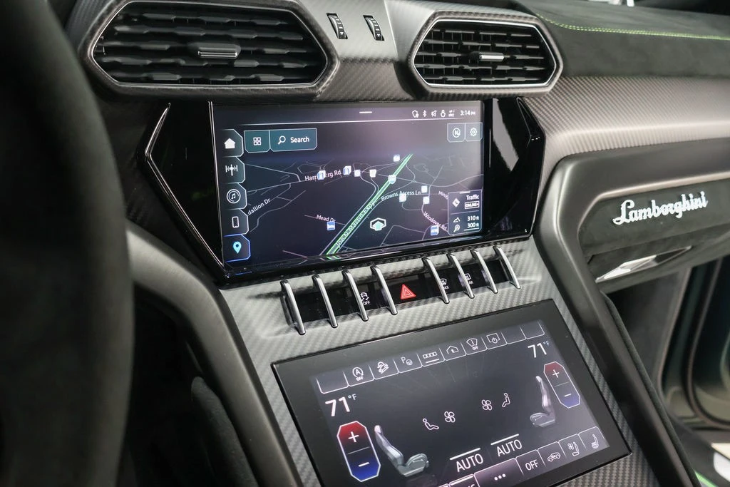 2024 Lamborghini Urus Performante - Image 21 of 21