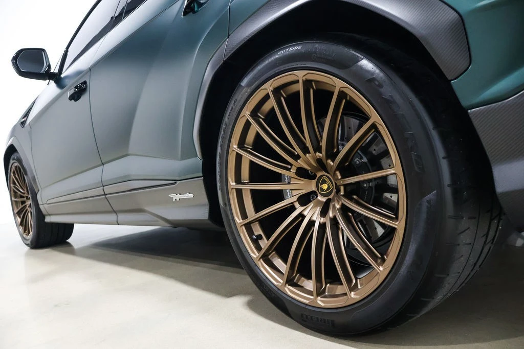 2024 Lamborghini Urus Performante - Image 19 of 24