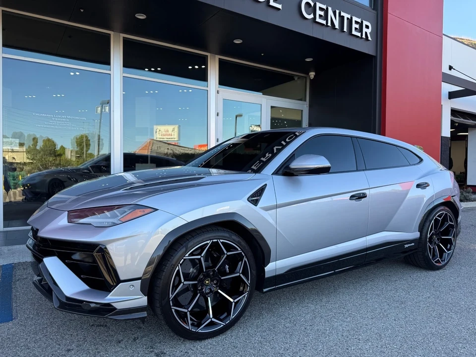 2024 Lamborghini Urus Performante - Image 7 of 21