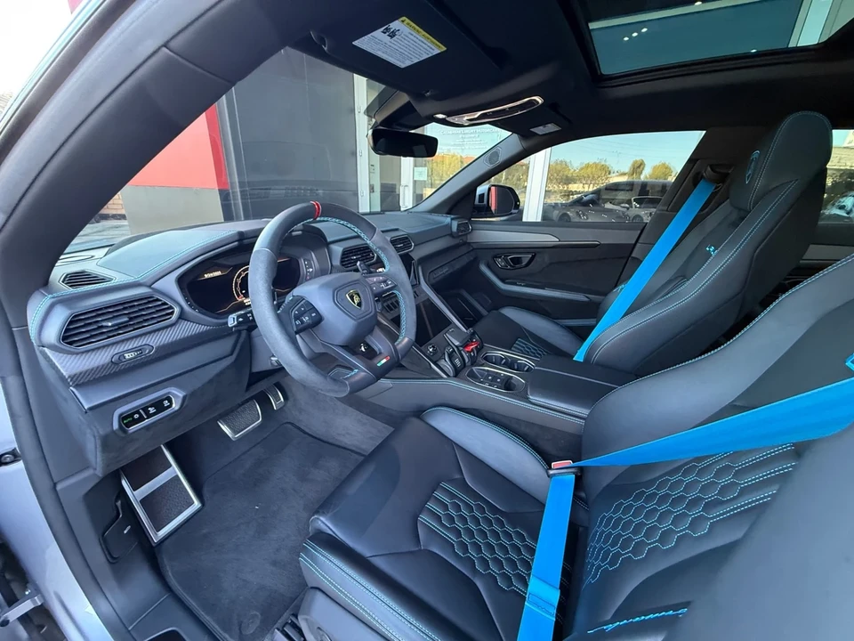 2024 Lamborghini Urus Performante - Image 20 of 21