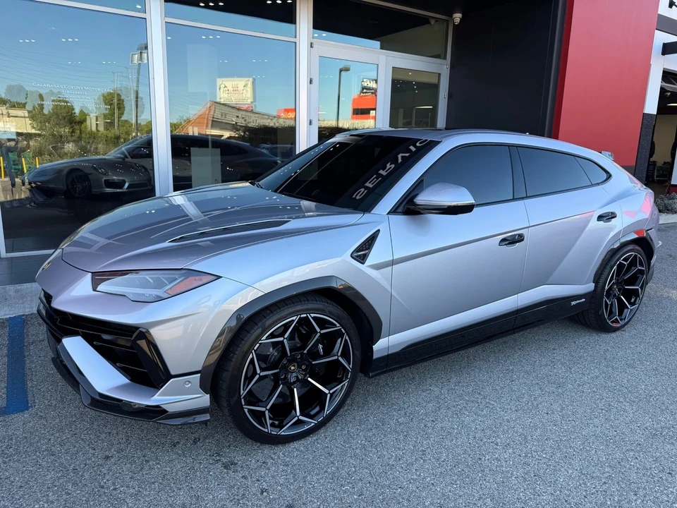 2024 Lamborghini Urus Performante - Image 8 of 21