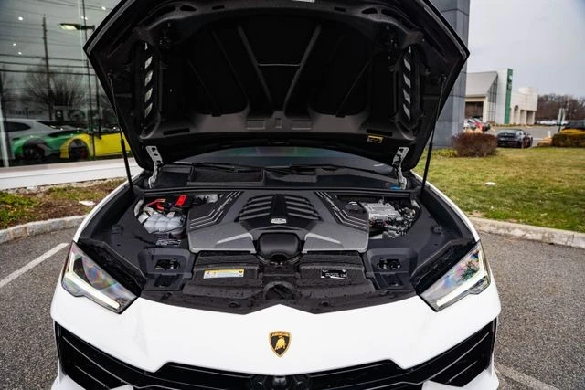 2024 Lamborghini Urus Performante - Image 23 of 31