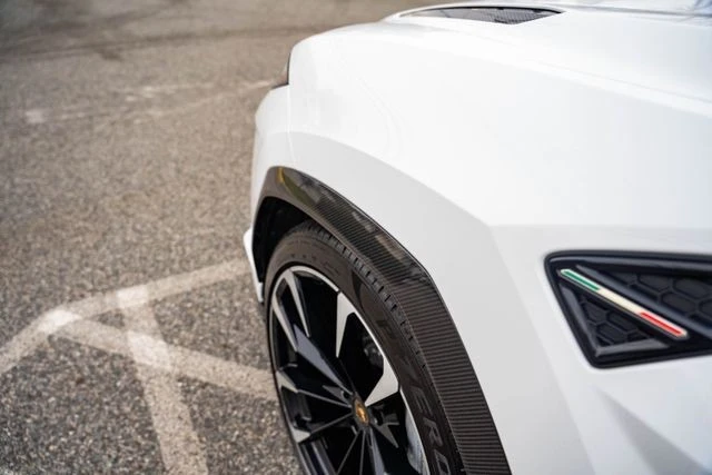 2024 Lamborghini Urus Performante - Image 22 of 31