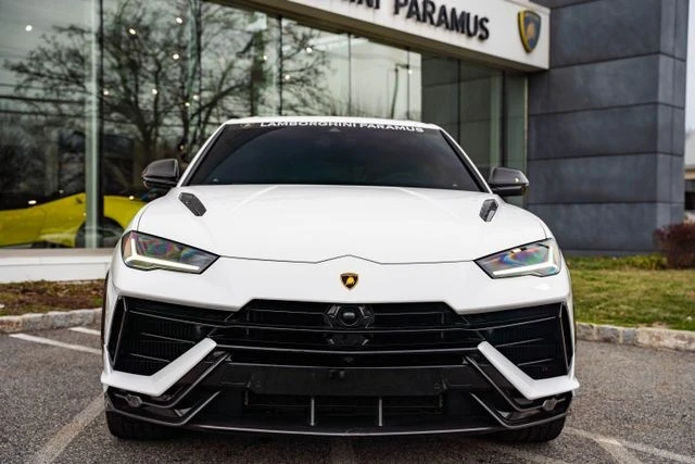 2024 Lamborghini Urus Performante - Image 4 of 31