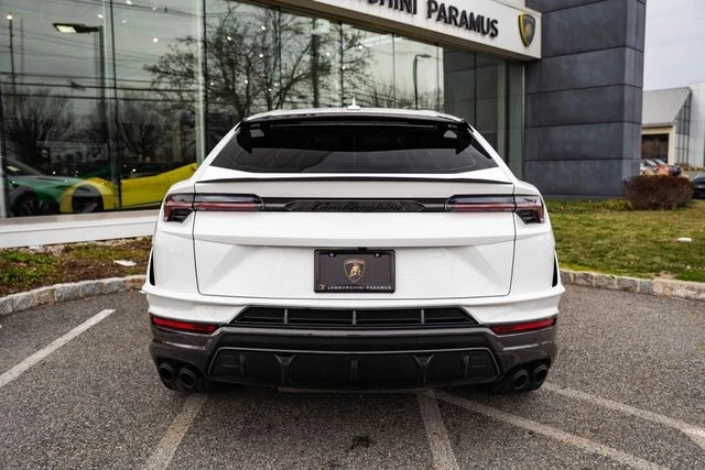 2024 Lamborghini Urus Performante - Image 10 of 31