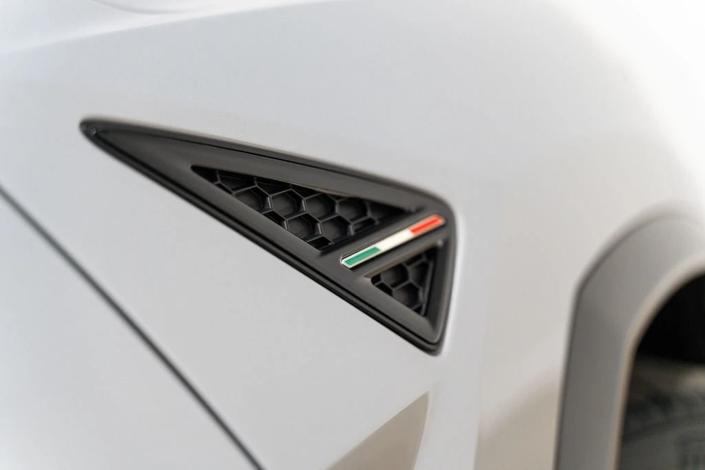 2024 Lamborghini Urus Performante - Image 6 of 21