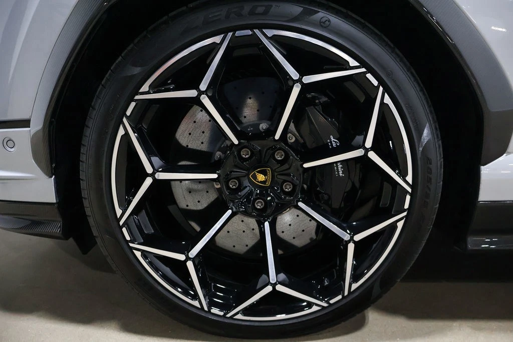 2024 Lamborghini Urus Performante - Image 21 of 21