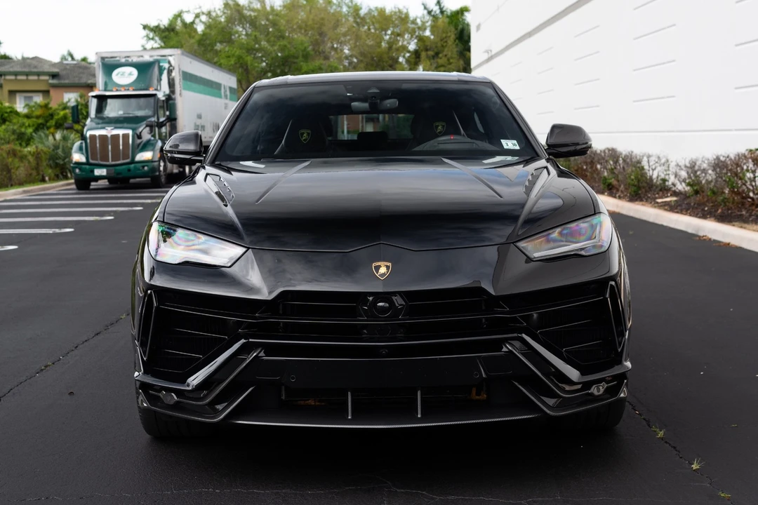 2024 Lamborghini Urus Performante - Image 16 of 31