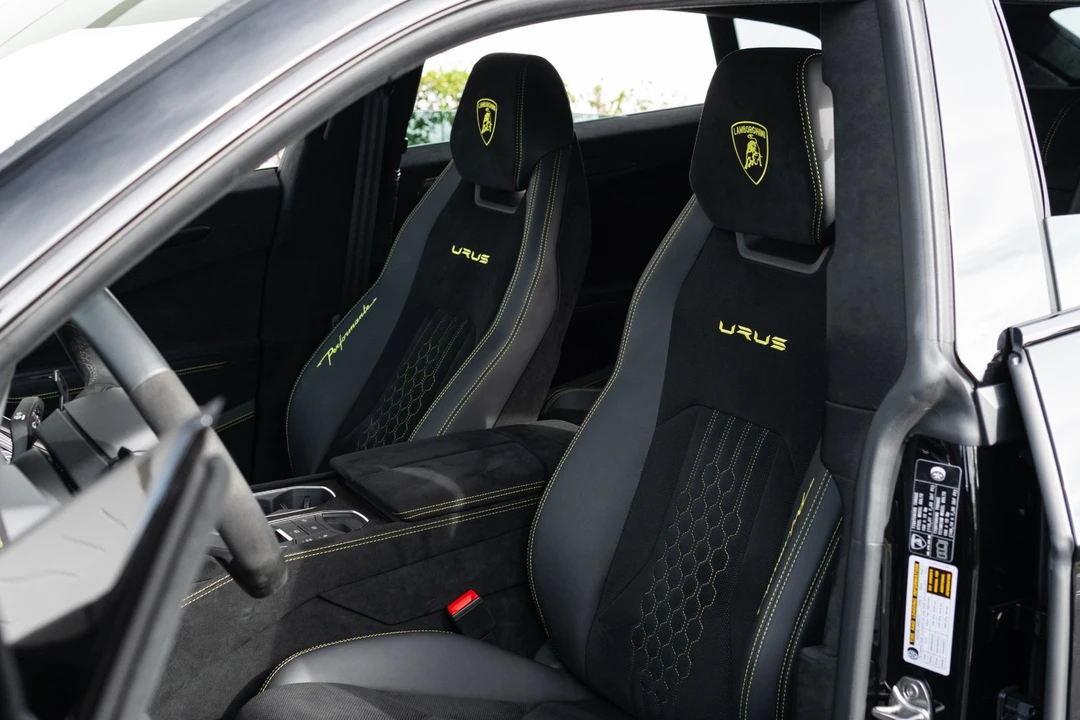 2024 Lamborghini Urus Performante - Image 8 of 21