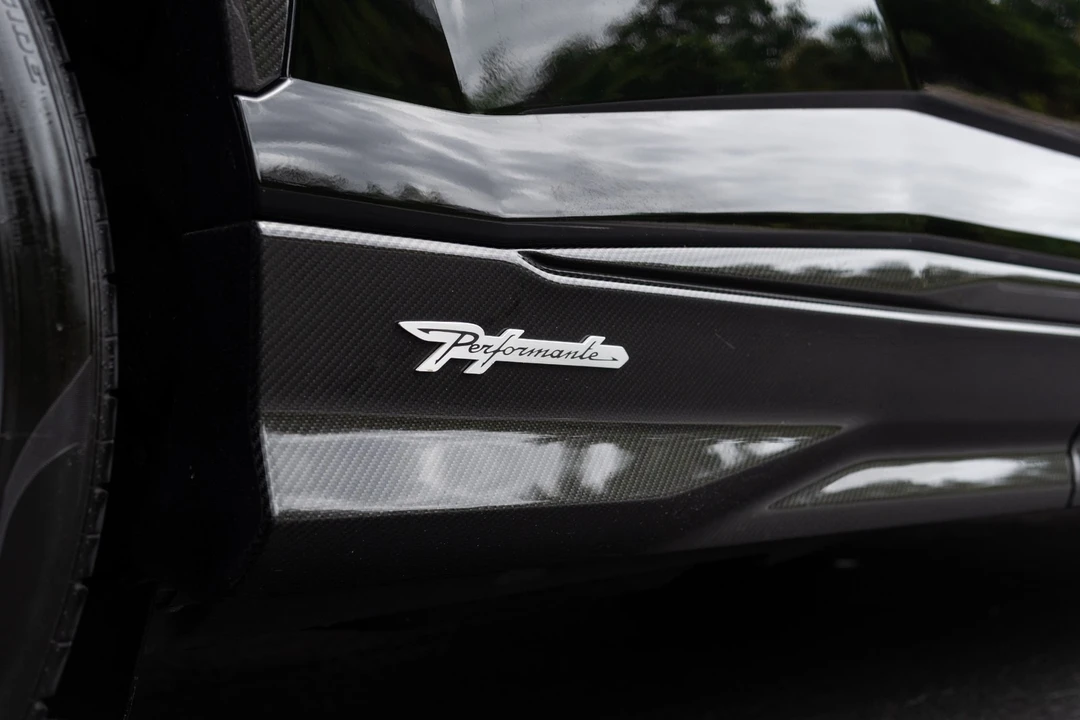 2024 Lamborghini Urus Performante - Image 20 of 31