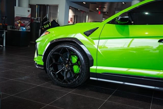 2024 Lamborghini Urus Performante - Image 19 of 31