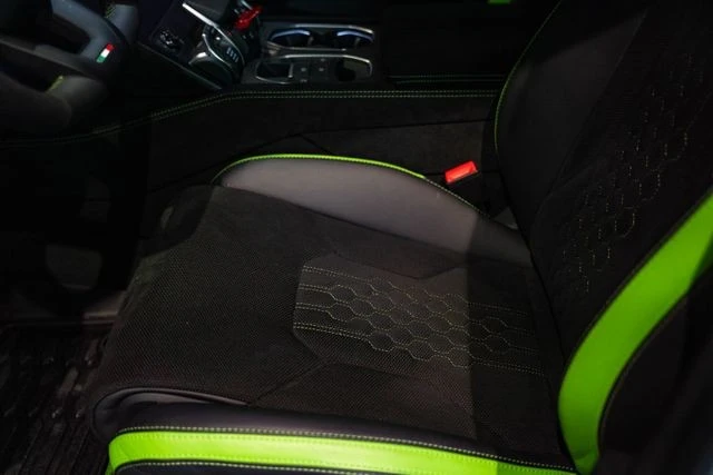 2024 Lamborghini Urus Performante - Image 25 of 31