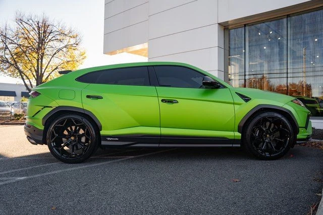2024 Lamborghini Urus Performante - Image 20 of 31