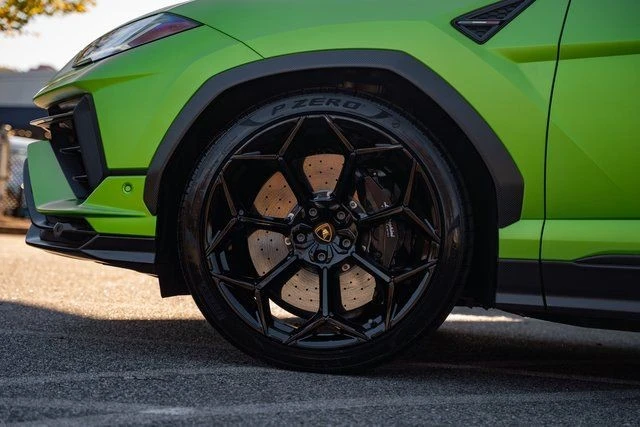 2024 Lamborghini Urus Performante - Image 12 of 12
