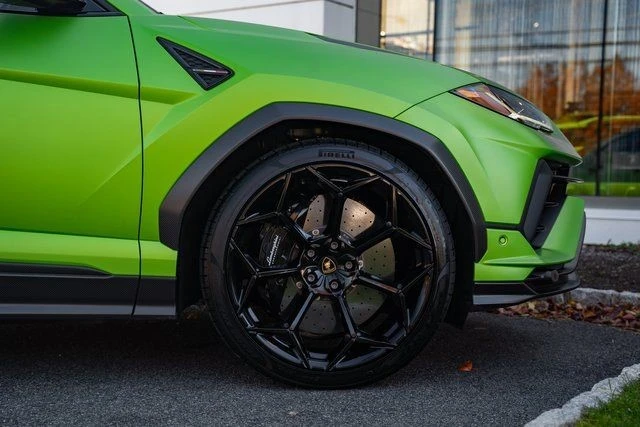 2024 Lamborghini Urus Performante - Image 24 of 31
