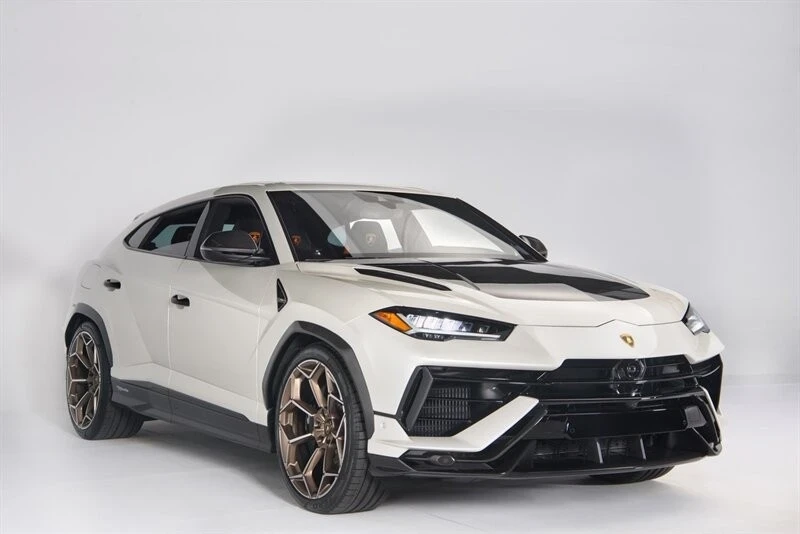 2024 Lamborghini Urus Performante - Image 2 of 21