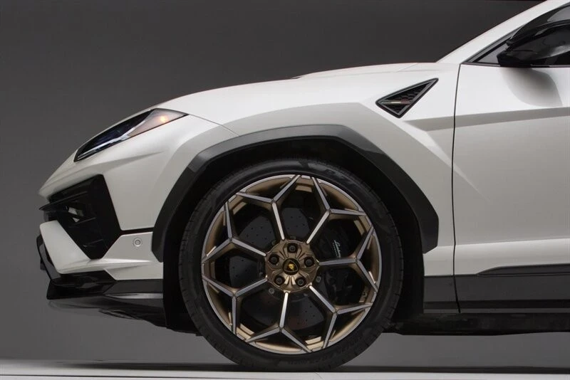 2024 Lamborghini Urus Performante - Image 6 of 21