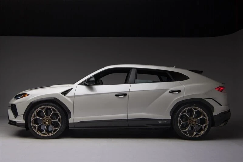 2024 Lamborghini Urus Performante - Image 5 of 21
