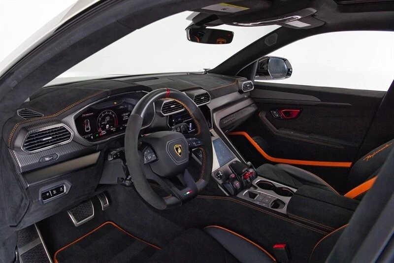 2024 Lamborghini Urus Performante - Image 20 of 21