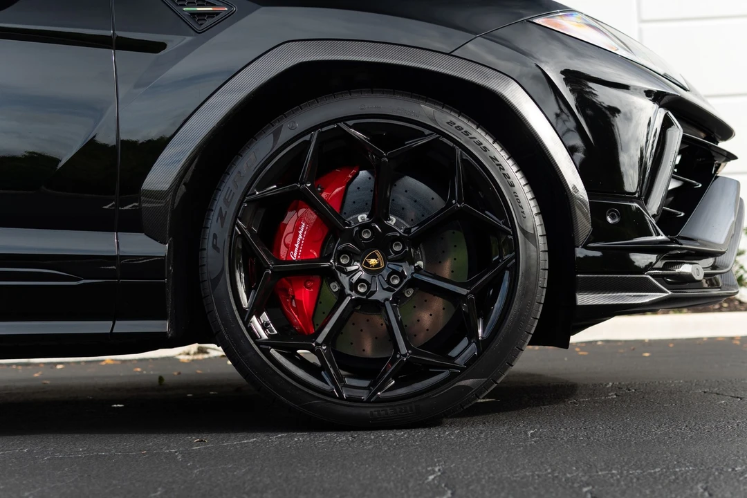 2024 Lamborghini Urus Performante - Image 9 of 12