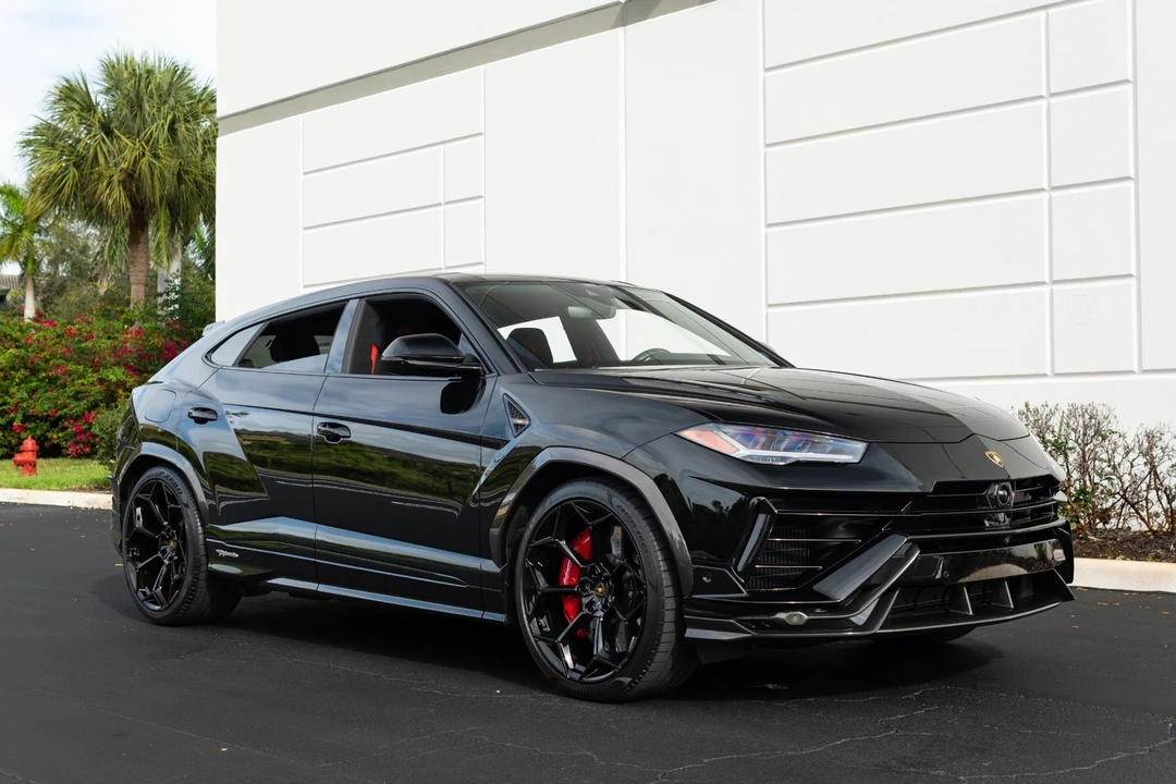 2024 Lamborghini Urus Performante - Image 4 of 12