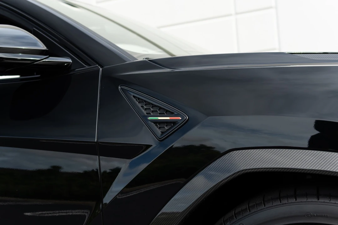 2024 Lamborghini Urus Performante - Image 11 of 12