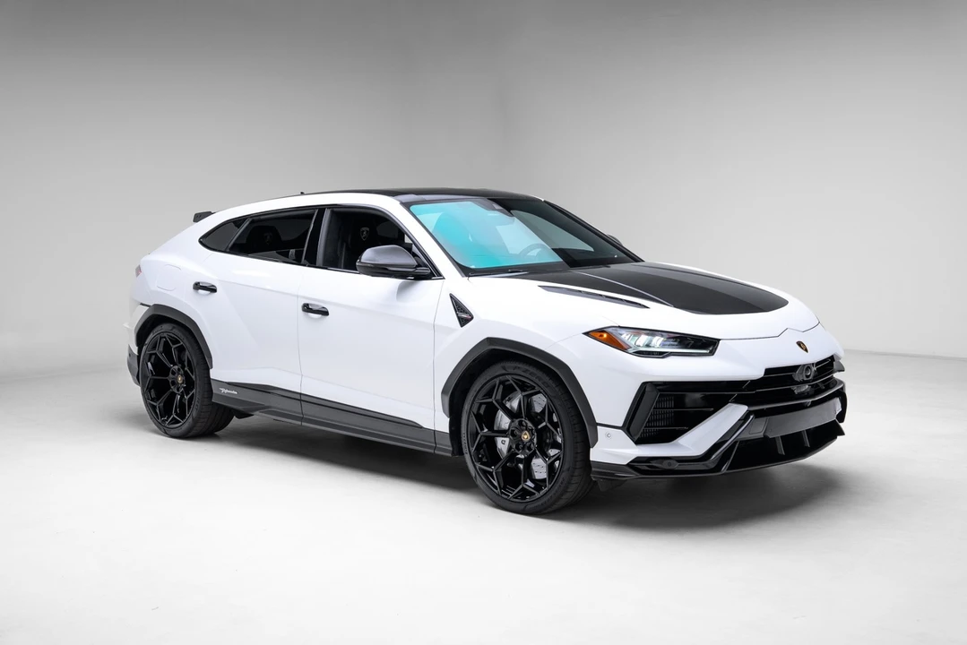 2024 Lamborghini Urus Performante - Image 9 of 31