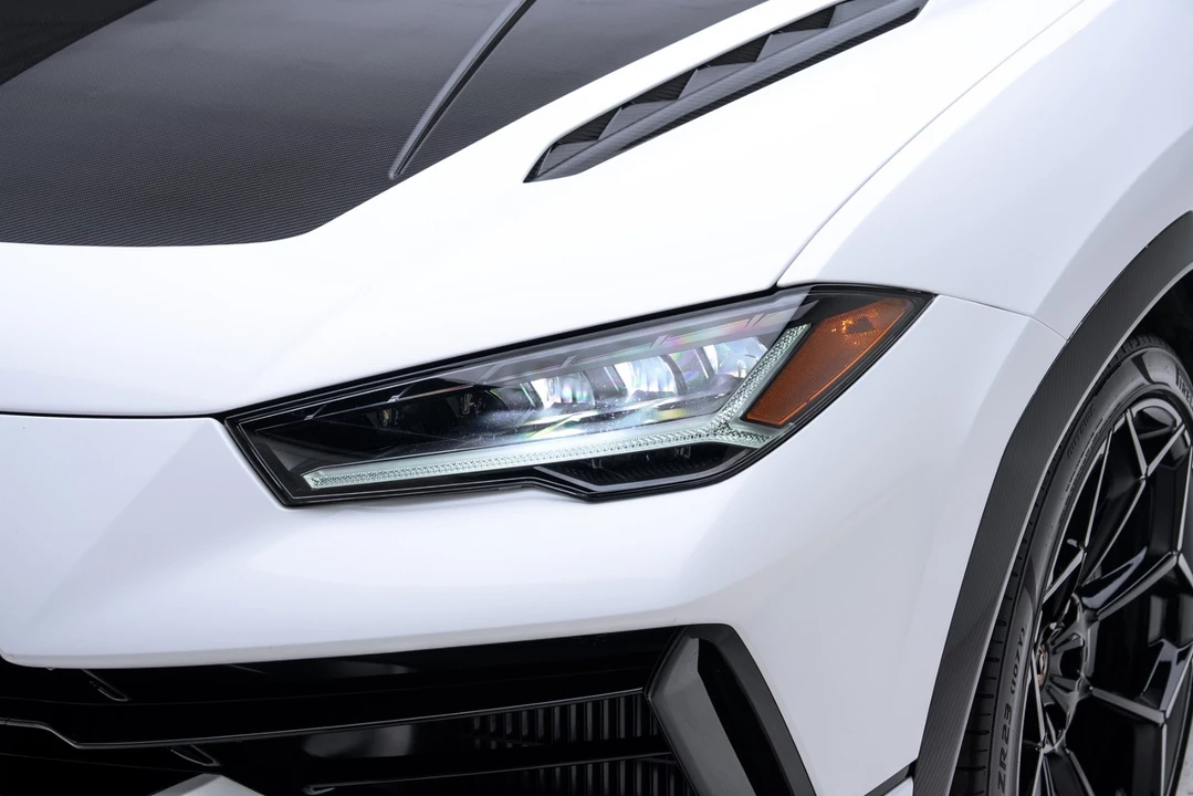 2024 Lamborghini Urus Performante - Image 10 of 31