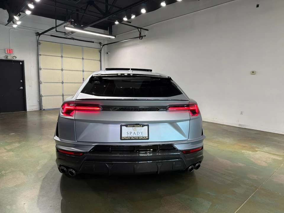 2024 Lamborghini Urus Performante - Image 7 of 31