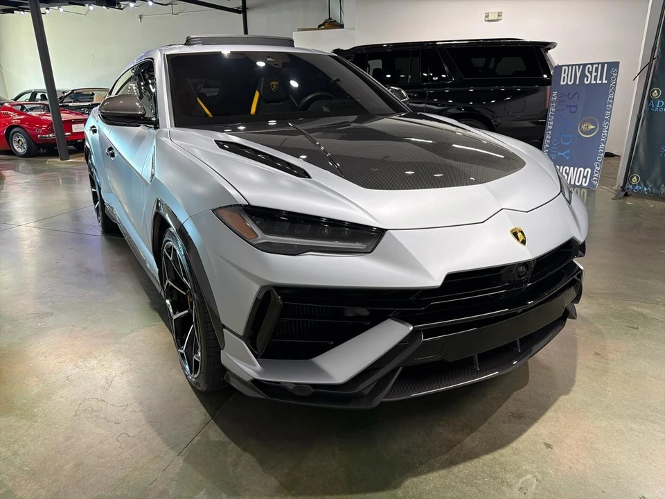 2024 Lamborghini Urus Performante - Image 12 of 31