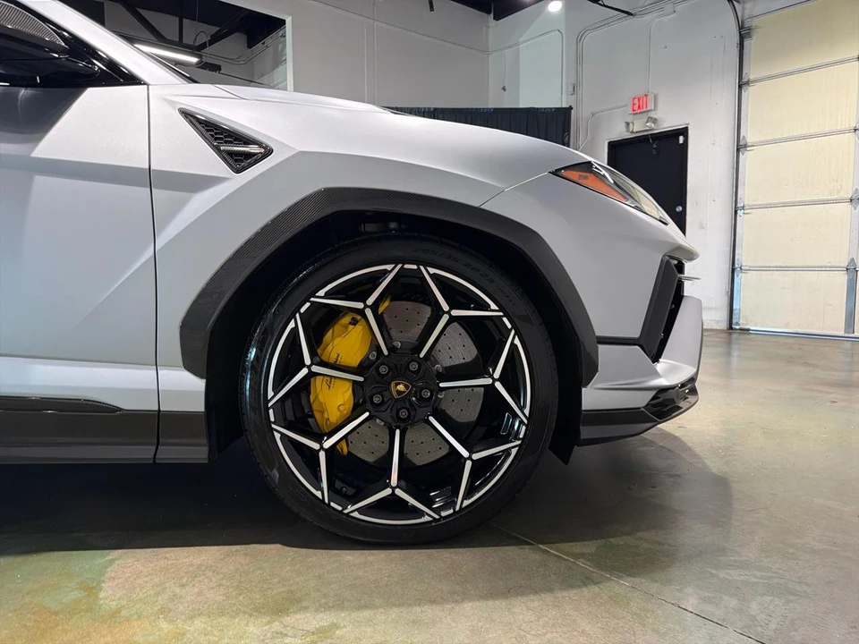 2024 Lamborghini Urus Performante - Image 11 of 31