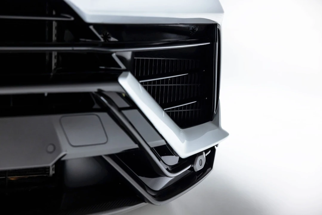 2024 Lamborghini Urus Performante - Image 25 of 31