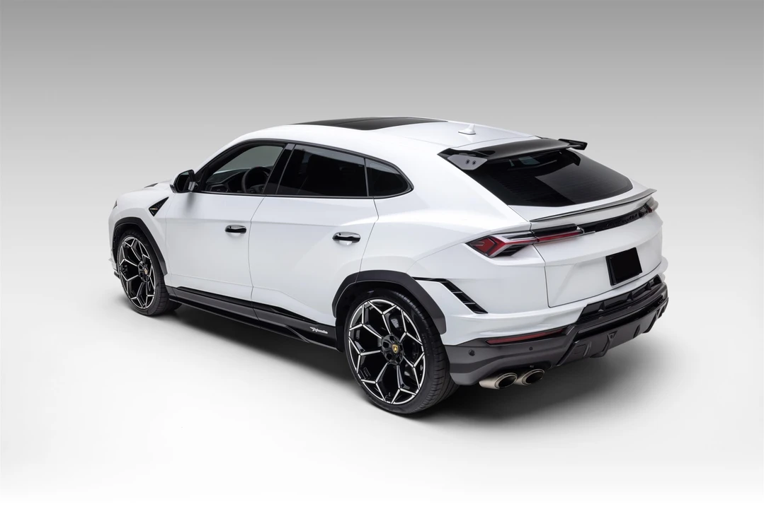 2024 Lamborghini Urus Performante - Image 15 of 31