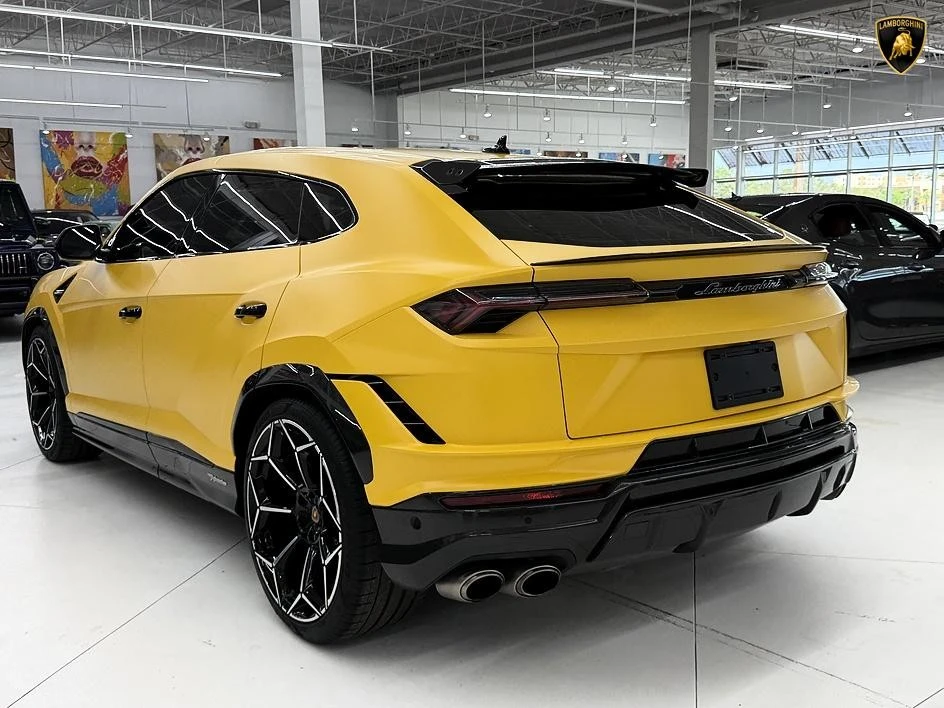 2024 Lamborghini Urus Performante - Image 23 of 31