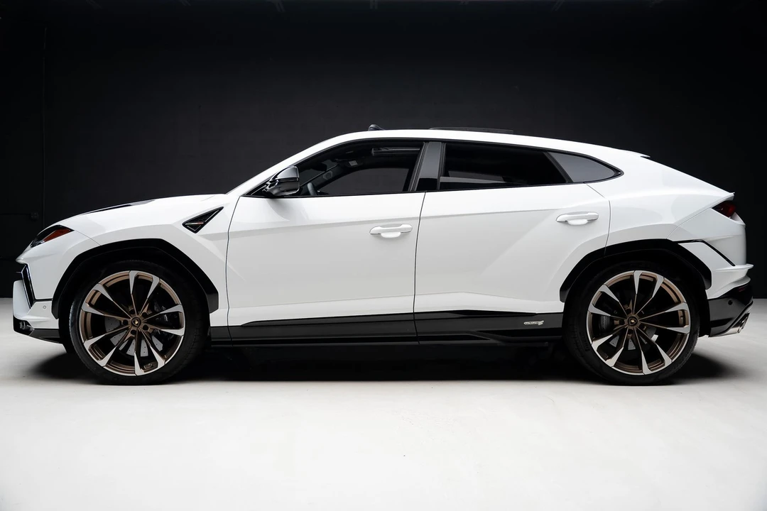 2024 Lamborghini Urus S - Image 17 of 31