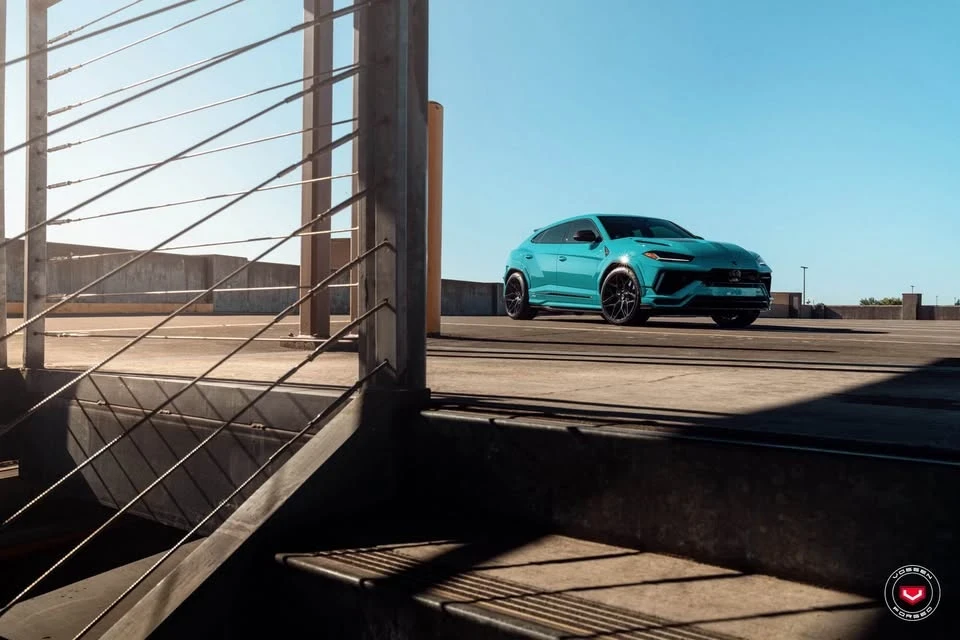 2024 Lamborghini Urus S - Image 11 of 12