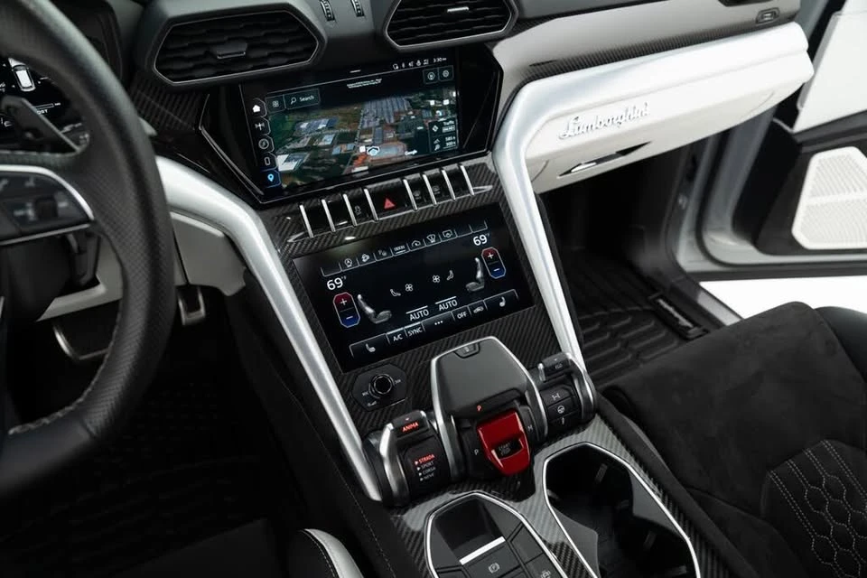 2024 Lamborghini Urus S - Image 14 of 20