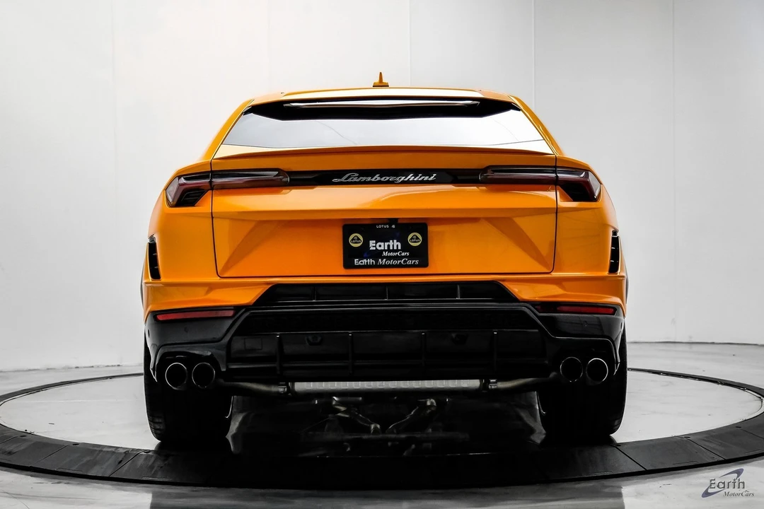 2024 Lamborghini Urus S - Image 11 of 12