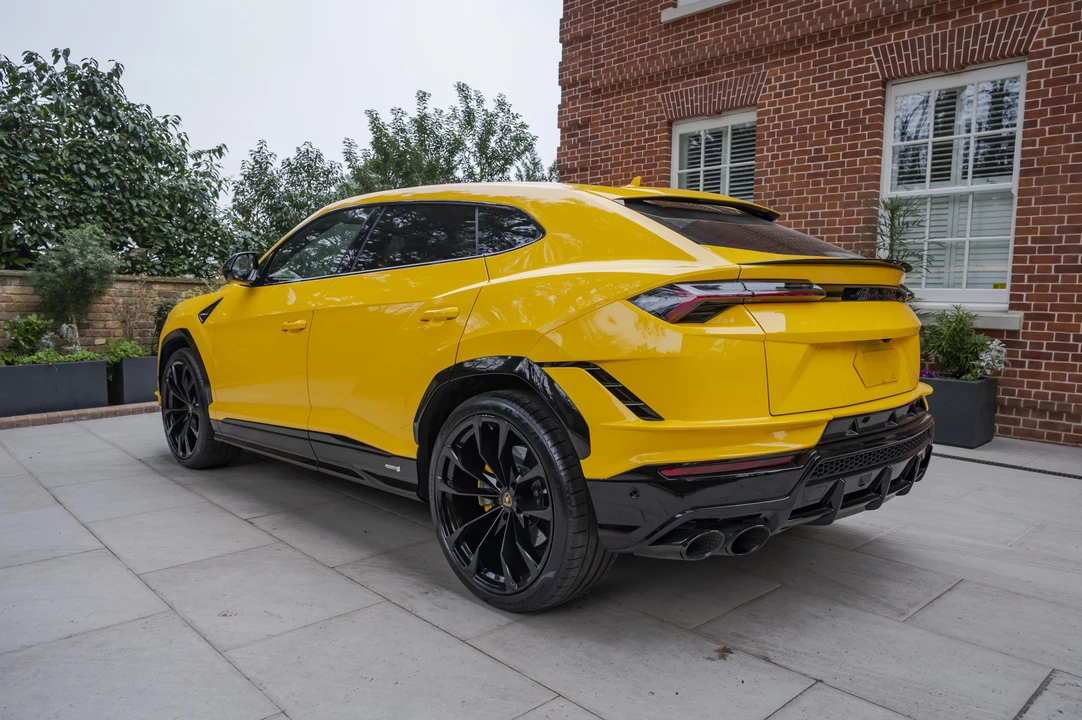 2024 Lamborghini Urus S - Image 15 of 31