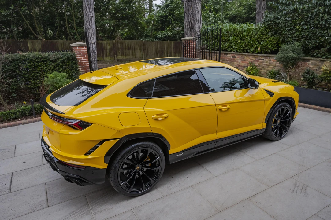 2024 Lamborghini Urus S - Image 5 of 31