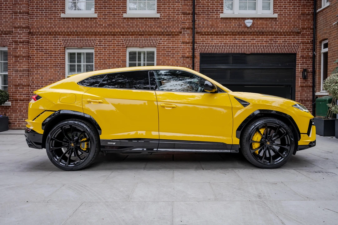 2024 Lamborghini Urus S - Image 4 of 31