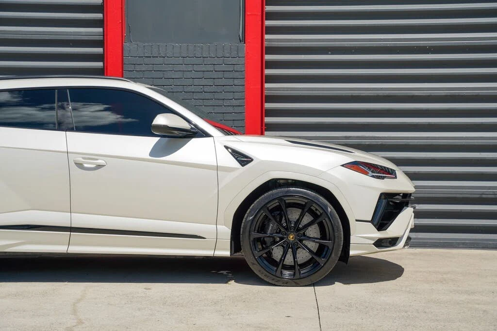 2024 Lamborghini Urus S - Image 15 of 31