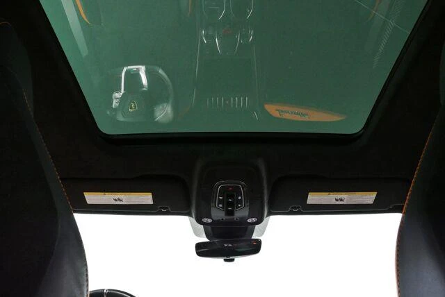2024 Lamborghini Urus S - Image 5 of 6
