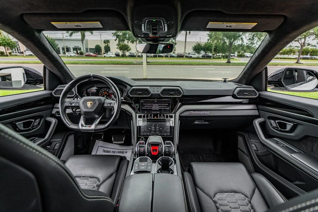 2024 Lamborghini Urus S - Image 23 of 31