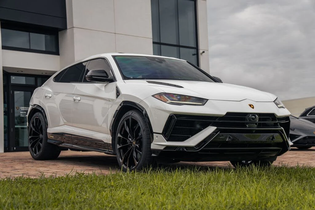 2024 Lamborghini Urus S - Image 8 of 31