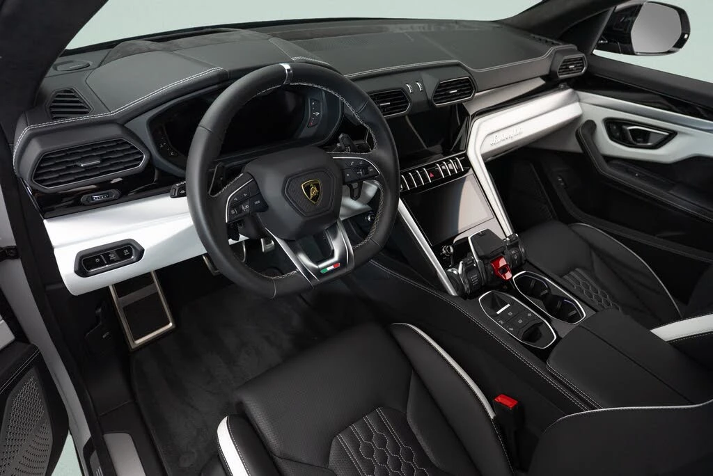 2024 Lamborghini Urus S - Image 17 of 28