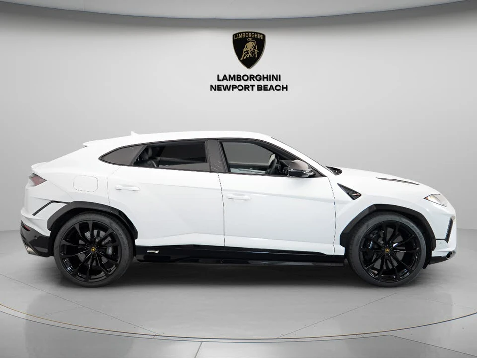 2024 Lamborghini Urus S - Image 8 of 28