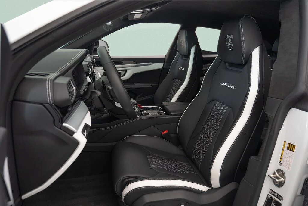 2024 Lamborghini Urus S - Image 27 of 28