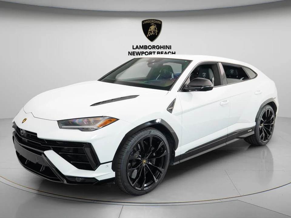 2024 Lamborghini Urus S - Image 3 of 28