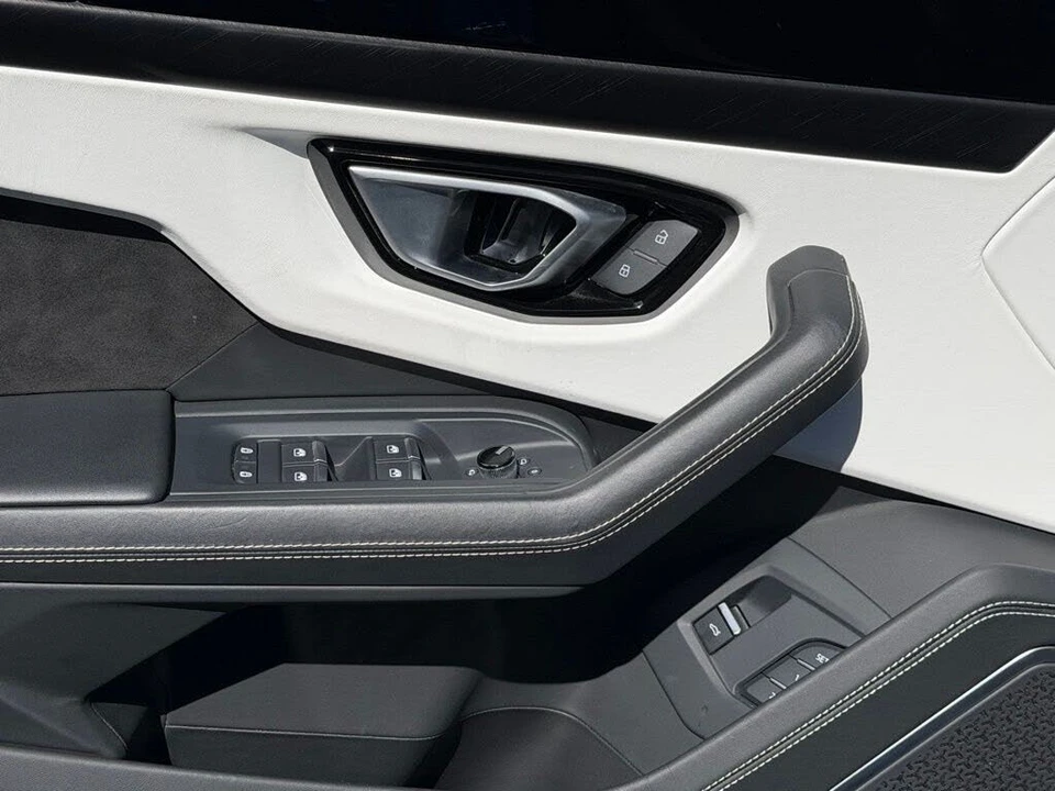 2024 Lamborghini Urus S - Image 29 of 31